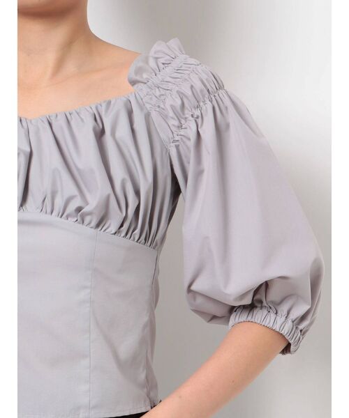 dazzlin（ダズリン）の「ギャザー切替フリルトップス（シャツ/ブラウス・レディース・ブラック/グレー/オフホワイト・FREE）」の15枚目の写真