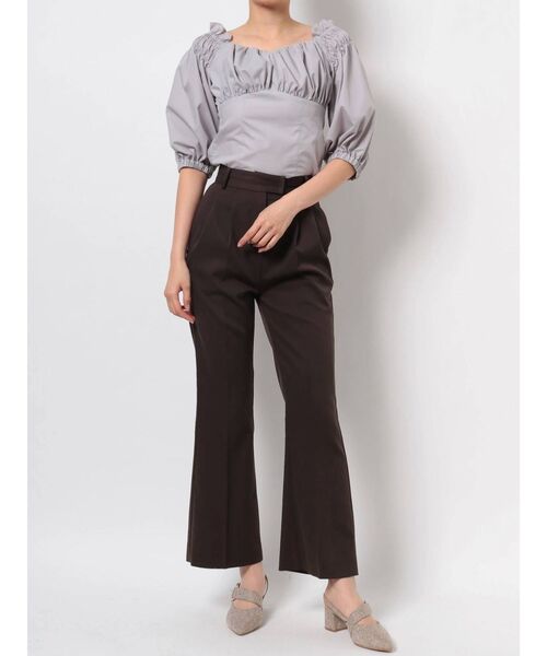 dazzlin（ダズリン）の「ギャザー切替フリルトップス（シャツ/ブラウス・レディース・ブラック/グレー/オフホワイト・FREE）」の17枚目の写真