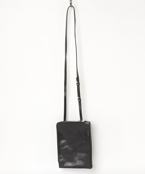 ATTACHMENT(アタッチメント)の「COW LEATHER SHOULDER CLUTCH BAG(クラッチバッグ・メンズ・ブラック/ブラウン・ONESIZE)」の18枚目の写真