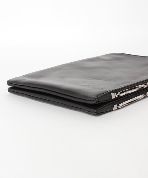 ATTACHMENT(アタッチメント)の「COW LEATHER SHOULDER CLUTCH BAG(クラッチバッグ・メンズ・ブラック/ブラウン・ONESIZE)」の19枚目の写真