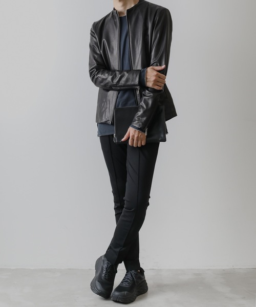 ATTACHMENT(アタッチメント)の「COW LEATHER SHOULDER CLUTCH BAG(クラッチバッグ・メンズ・ブラック/ブラウン・ONESIZE)」の15枚目の写真