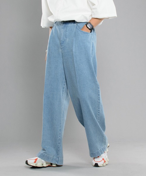 kutir(クティール)の「センタープレスワイドデニムパンツ(デニムパンツ・メンズ・ライトブルー/インディゴブルー・SMALL/MEDIUM/LARGE)」の9枚目の写真