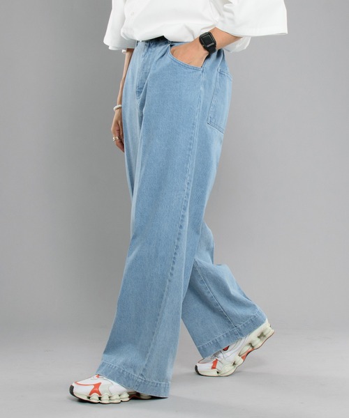 kutir(クティール)の「センタープレスワイドデニムパンツ(デニムパンツ・メンズ・ライトブルー/インディゴブルー・SMALL/MEDIUM/LARGE)」の3枚目の写真