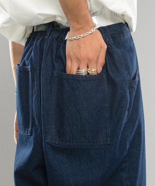 kutir(クティール)の「センタープレスワイドデニムパンツ(デニムパンツ・メンズ・ライトブルー/インディゴブルー・SMALL/MEDIUM/LARGE)」の11枚目の写真