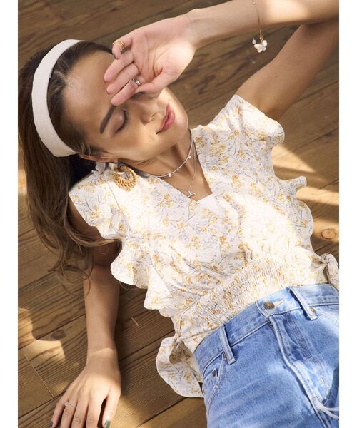 To the sea(トゥーザシー)の「ラッフルシャーリングトップス(シャツ/ブラウス・レディース・ダークオレンジ/イエロー/クリーム/その他1・FREE)」の4枚目の写真