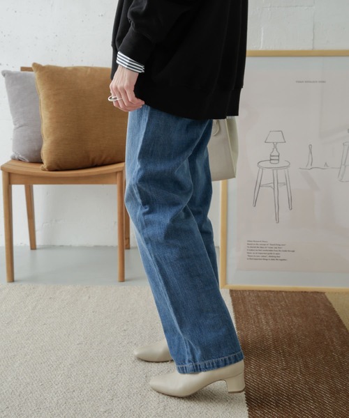 URBAN RESEARCH DOORS（アーバンリサーチドアーズ）の「デニムワイドパンツ（デニムパンツ・レディース・ワンウォッシュ/インディゴブルー・38/40/36）」の21枚目の写真