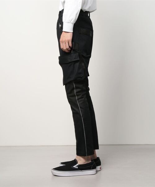 FranCisT_MOR.K.S.(フランシストモークス)の「FranCisT_MOR.K.S./フランシスト モークス/N/PU COAT LEATHER 6PPANTS(その他パンツ・メンズ・グレー/ブラック・4/3/2)」の3枚目の写真