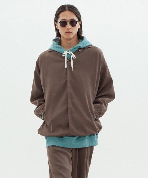 INTERPLAY(インタープレイ)の「【INTERPLAY】 パネルデザインコーチジャケット(ブルゾン・メンズ・ダークグレー/ブラウン/ライトグリーン・FREE)」の3枚目の写真