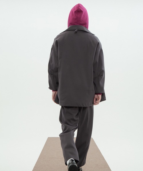 INTERPLAY(インタープレイ)の「【INTERPLAY】 パネルデザインコーチジャケット(ブルゾン・メンズ・ダークグレー/ブラウン/ライトグリーン・FREE)」の4枚目の写真