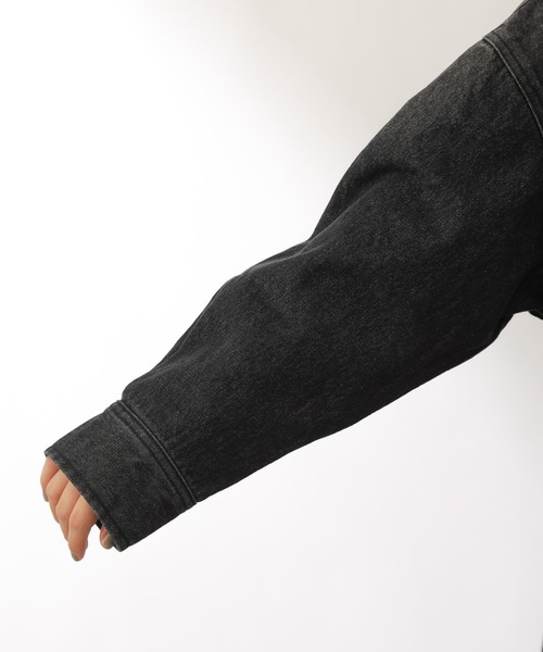 COLONY 2139（コロニートゥーワンスリーナイン）の「デニムWポケットBIGシャツ（シャツ/ブラウス・レディース・ブラック/ブルー・FREE）」の11枚目の写真