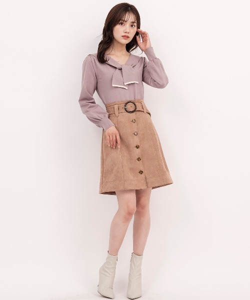 WILLSELECTION(ウィルセレクション)の「スエードステッチミニスカート(スカート・レディース・ベージュ/ピンク・SMALL/MEDIUM)」の8枚目の写真