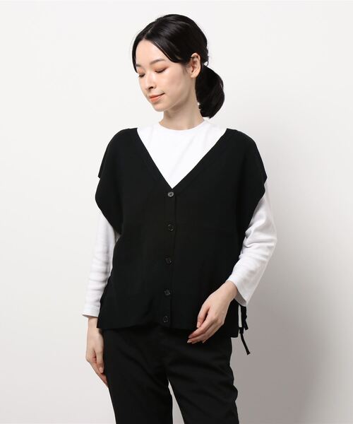 Te chichi TERRASSE（テチチテラス）の「サイドリボン前後2WAYベスト（ベスト・レディース・ブラウン/ブラック/ブルー・ﾌﾘ-）」の2枚目の写真