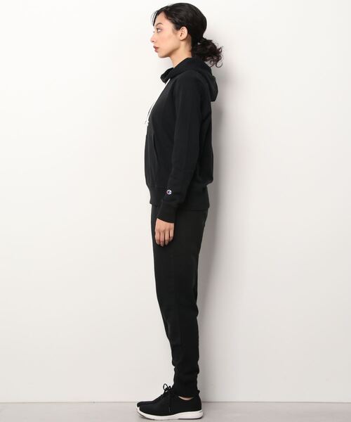 Champion（チャンピオン）の「【ZOZOタウン限定アイテム】CHAMPION/チャンピオン  ルーズシルエットパーカー＆スウェットパンツ　セットアップ/ワンマイルウェア   CW-UW01（パーカー・レディース・ネイビー/グレー/ブラック・XL/L）」の4枚目の写真