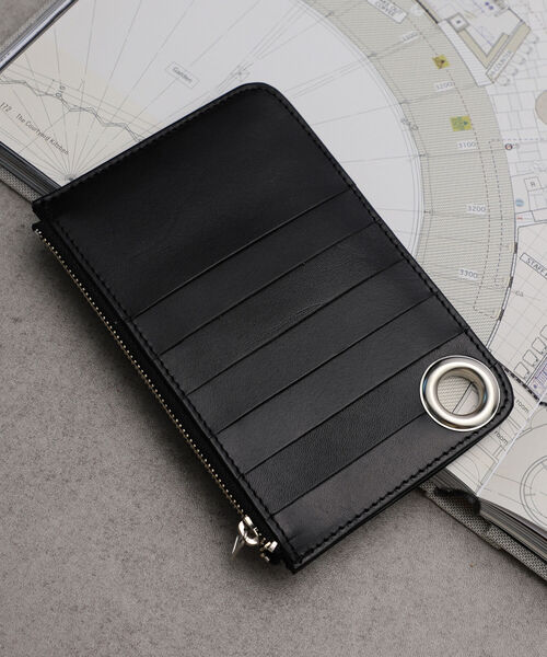 BEAMS BOY(ビームスボーイ)の「BEAMS BOY / ビッグ ハトメ フラグメント ケース(財布・レディース・ブラック/レッド・ONE SIZE)」の5枚目の写真