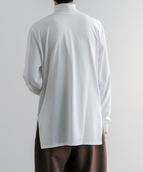 epnok（エプノック）の「タートルスリットインナー（Tシャツ/カットソー・メンズ・ブラック/マスタード/ボルドー/オフホワイト・LARGE/SMALL/MEDIUM）」の7枚目の写真