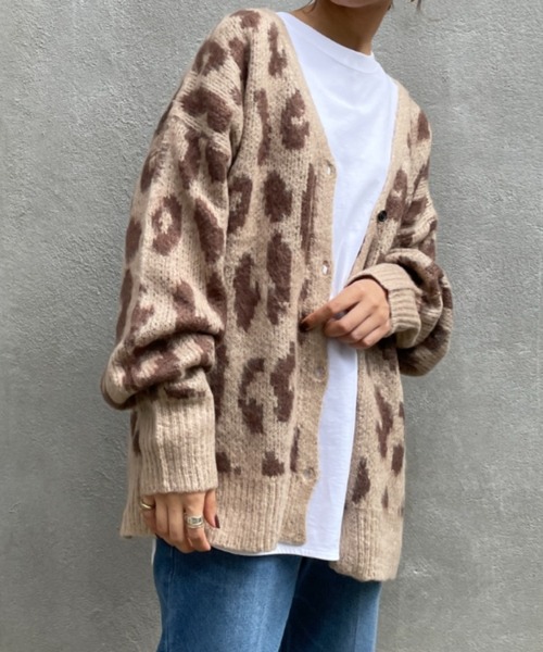 BONbazaar（ボンバザール）の「表面起毛ヒョウ柄ジャガードカーディガン（カーディガン/ボレロ・レディース・ブラウン/グレー・FREE）」の10枚目の写真