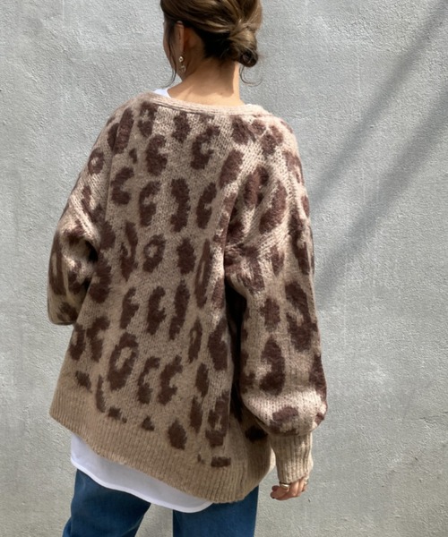 BONbazaar（ボンバザール）の「表面起毛ヒョウ柄ジャガードカーディガン（カーディガン/ボレロ・レディース・ブラウン/グレー・FREE）」の12枚目の写真