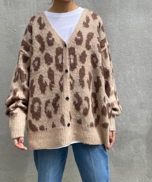 BONbazaar（ボンバザール）の「表面起毛ヒョウ柄ジャガードカーディガン（カーディガン/ボレロ・レディース・ブラウン/グレー・FREE）」の14枚目の写真