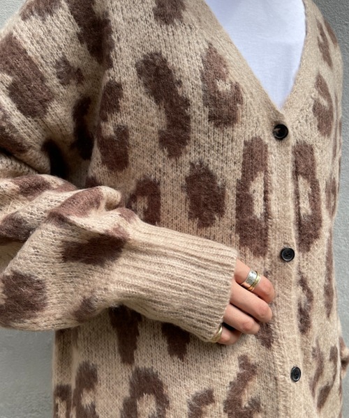 BONbazaar（ボンバザール）の「表面起毛ヒョウ柄ジャガードカーディガン（カーディガン/ボレロ・レディース・ブラウン/グレー・FREE）」の21枚目の写真