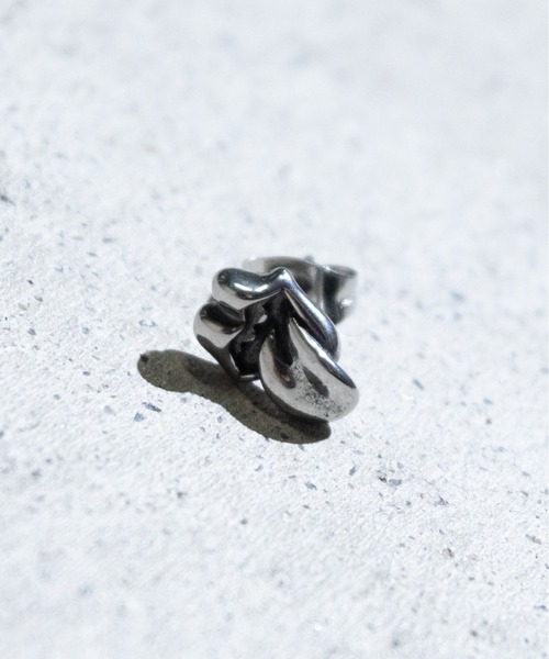 JOHN'S CLOSET(ジョンズクローゼット)の「【40】ステンレスピアス〔片耳用〕(ピアス(片耳用)・メンズ・A/B/C/D/E/F/G/H/I・FREE)」の8枚目の写真