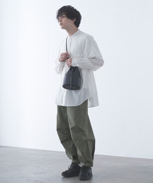 Alpinus(アルピナス)の「Alpinus - leatherpurse bag / レザー巾着バック(ショルダーバッグ・メンズ・ブラック・FREE)」の18枚目の写真