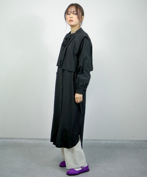 spoon store（スプーンストア）の「レイヤードフラップシャツワンピース（ワンピース・レディース・オフホワイト/グリーン/スミクロ・フリー）」の14枚目の写真