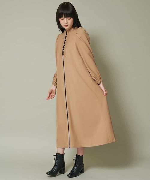 A de a.v.v（アードアー・ヴェ・ヴェ）の「配色パイピングバックレースアップワンピース（ワンピース・レディース・ブラック/ベージュ・38/36）」の9枚目の写真