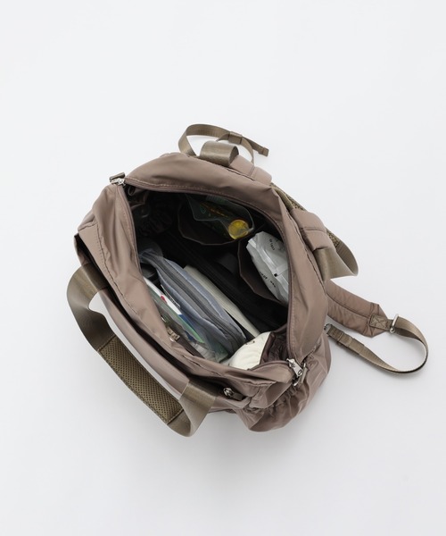 Daily russet(デイリー ラシット)の「Daily MOM / ベーシック BACKPACK(バックパック/リュック・レディース・ブラック/グレイッシュベージュ・FREE)」の4枚目の写真