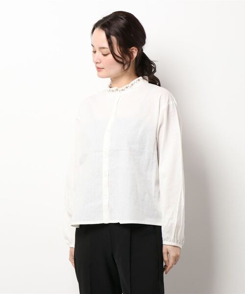 ehka sopo（エヘカソポ）の「スタンドフリル刺繍ブラウス（シャツ/ブラウス・レディース・オフホワイト/キナリ/グリーン/ブラック・ﾌﾘ-）」の16枚目の写真