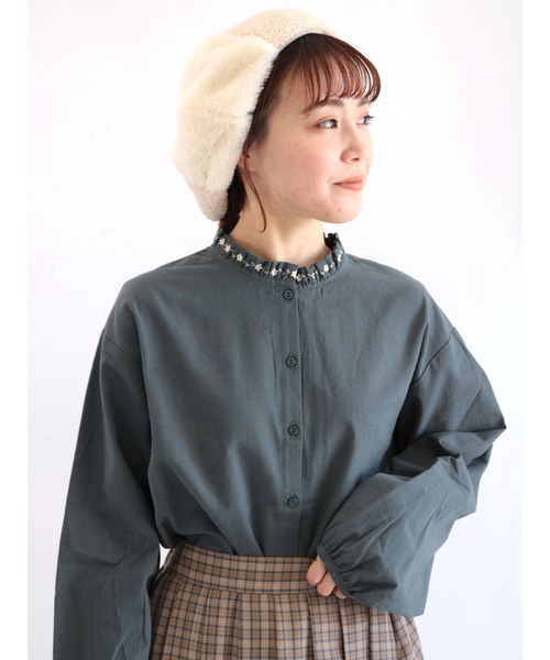 ehka sopo（エヘカソポ）の「スタンドフリル刺繍ブラウス（シャツ/ブラウス・レディース・オフホワイト/キナリ/グリーン/ブラック・ﾌﾘ-）」の15枚目の写真