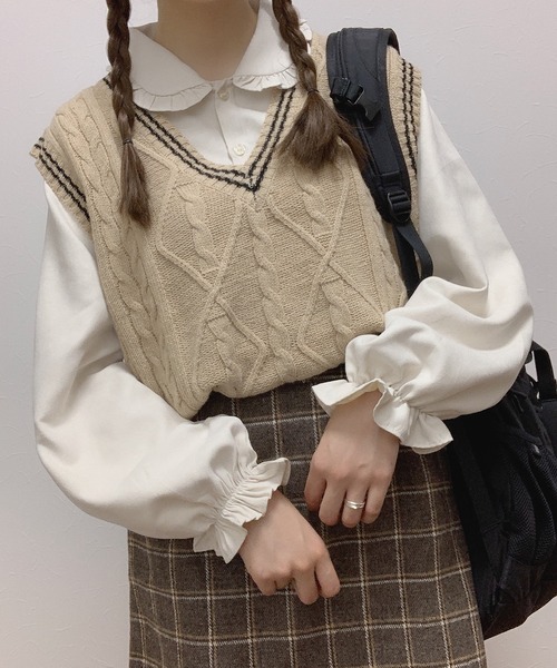 Cham.（チャム）の「ボリューム袖ブラウス（シャツ/ブラウス・レディース・オフホワイト/ベージュ・F）」の5枚目の写真