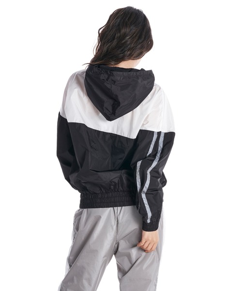 ROXY（ロキシー）の「STAY GOLD ZIP/ロキシーナイロンジャケット（ナイロンジャケット・レディース・ホワイト/グレー・SMALL/MEDIUM/LARGE）」の6枚目の写真