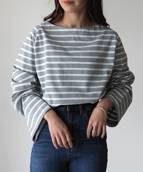 Riberry(リベリー)の「ボートネックワイドスリーブボーダーロンT(Tシャツ/カットソー・レディース・ネイビー/オフホワイト/ブルー・MEDIUM)」の10枚目の写真