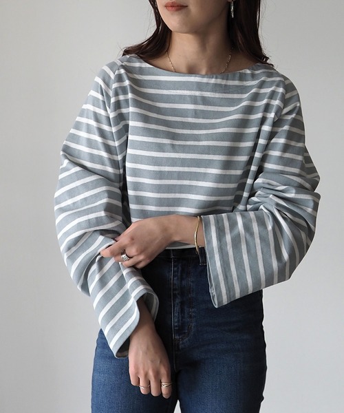 Riberry(リベリー)の「ボートネックワイドスリーブボーダーロンT(Tシャツ/カットソー・レディース・ネイビー/オフホワイト/ブルー・MEDIUM)」の11枚目の写真
