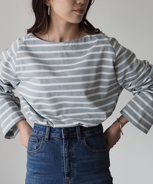Riberry(リベリー)の「ボートネックワイドスリーブボーダーロンT(Tシャツ/カットソー・レディース・ネイビー/オフホワイト/ブルー・MEDIUM)」の12枚目の写真