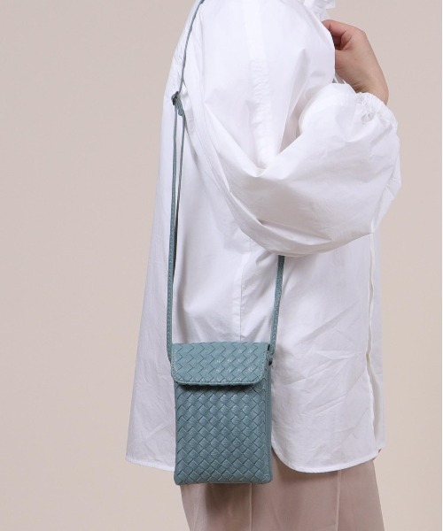 BASE（ベース）の「レディースミニショルダーバッグ スマホショルダー（ショルダーバッグ・レディース・ガンメタ/ブラック/ピンク/ブルー/シルバー/イエロー/アイボリー・FREE）」の4枚目の写真