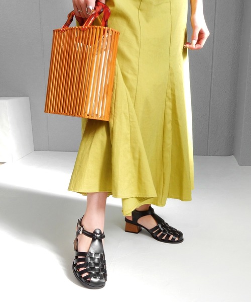 minia（ミニア）の「木目調ブロックヒールグルカサンダル　◇（サンダル・レディース・アイボリー/ミント/ブラック/ブラウン・S/M/LL/L）」の16枚目の写真