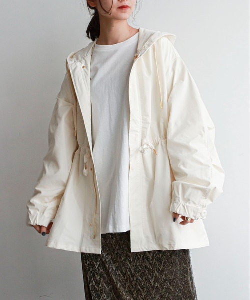 feepur（フェピュール）の「ボリュームマウンテンパーカー（マウンテンパーカー・レディース・ブラック/オフホワイト/カーキ/ピンク・MEDIUM）」の2枚目の写真