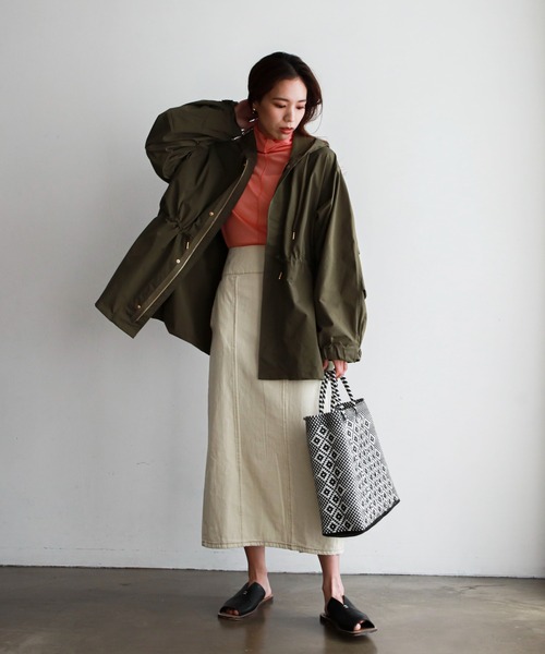 feepur（フェピュール）の「ボリュームマウンテンパーカー（マウンテンパーカー・レディース・ブラック/オフホワイト/カーキ/ピンク・MEDIUM）」の12枚目の写真