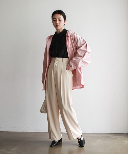 feepur（フェピュール）の「ボリュームマウンテンパーカー（マウンテンパーカー・レディース・ブラック/オフホワイト/カーキ/ピンク・MEDIUM）」の6枚目の写真