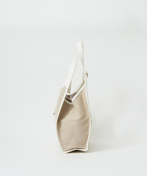 LOWELL things(ロウェル シングス)の「Twins/キャンバス調ワンショルダートートBAG(トートバッグ・レディース・ブラック/アイボリー/ライトブルー・フリー)」の7枚目の写真