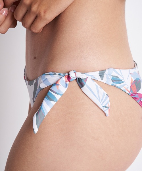 ROXY（ロキシー）の「SHADE OF BOTANICAL/ロキシービキニ(水着)（水着