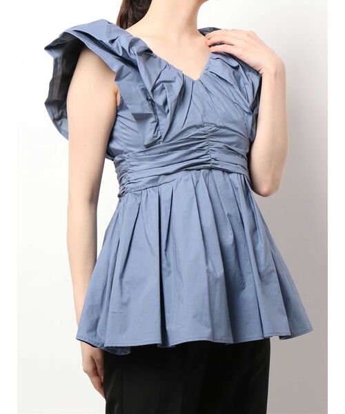 MERCURYDUO(マーキュリーデュオ)の「ボリュームタックスリーブチュニックブラウス(シャツ/ブラウス・レディース・オフホワイト/ブラック/ブルー・FREE)」の3枚目の写真