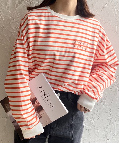 She's Closet(シーズクローゼット)の「ビッグシルエットクルーネックワンポイント刺繍ボーダー長袖プルオーバーロングTシャツ(Tシャツ/カットソー・レディース・ブラック/オレンジ/ブルー/レッド/グリーン・FREE)」の5枚目の写真
