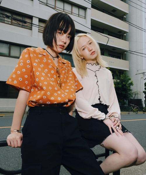 WHO'S WHO gallery（フーズフーギャラリー）の「メローカーデ（カーディガン/ボレロ・レディース・アイボリー/キャメル/ブラック/パープル・FREE）」の16枚目の写真