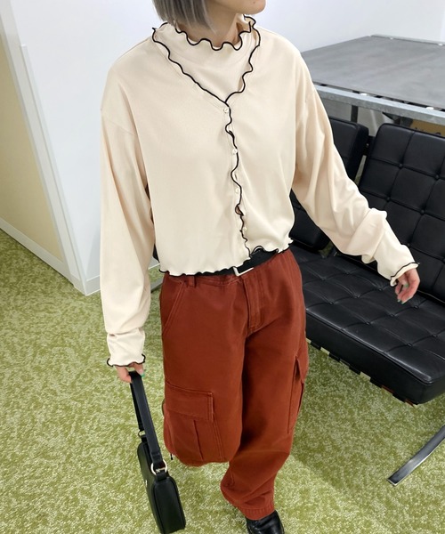 WHO'S WHO gallery（フーズフーギャラリー）の「メローカーデ（カーディガン/ボレロ・レディース・アイボリー/キャメル/ブラック/パープル・FREE）」の15枚目の写真