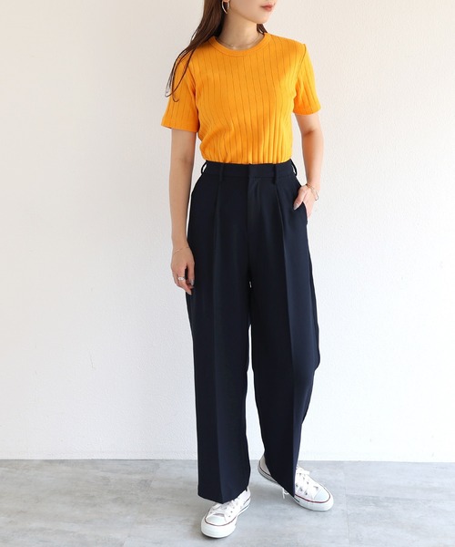 andme(アンドミー)の「コットンフライスワイドリブクルーネックTシャツ(Tシャツ/カットソー・レディース・チャコールグレー/ブラック/ブラウン/オフホワイト/レッド/グリーン/オレンジ・M/L)」の11枚目の写真