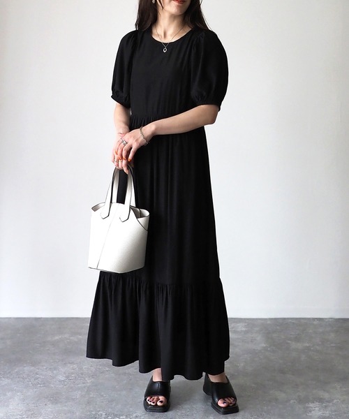 Riberry(リベリー)の「バックリボン切替ギャザーワンピース(ワンピース・レディース・ピンク/オフホワイト/ブラック/グレー・MEDIUM)」の8枚目の写真