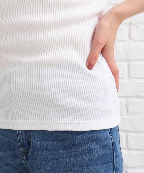 SHOO・LA・RUE（シューラルー）の「◆テレコベーシックタンクトップ（タンクトップ・レディース・ホワイト系/ブラック/ベージュ・02/03）」の11枚目の写真