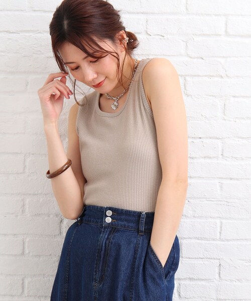 SHOO・LA・RUE（シューラルー）の「◆テレコベーシックタンクトップ（タンクトップ・レディース・ホワイト系/ブラック/ベージュ・02/03）」の20枚目の写真